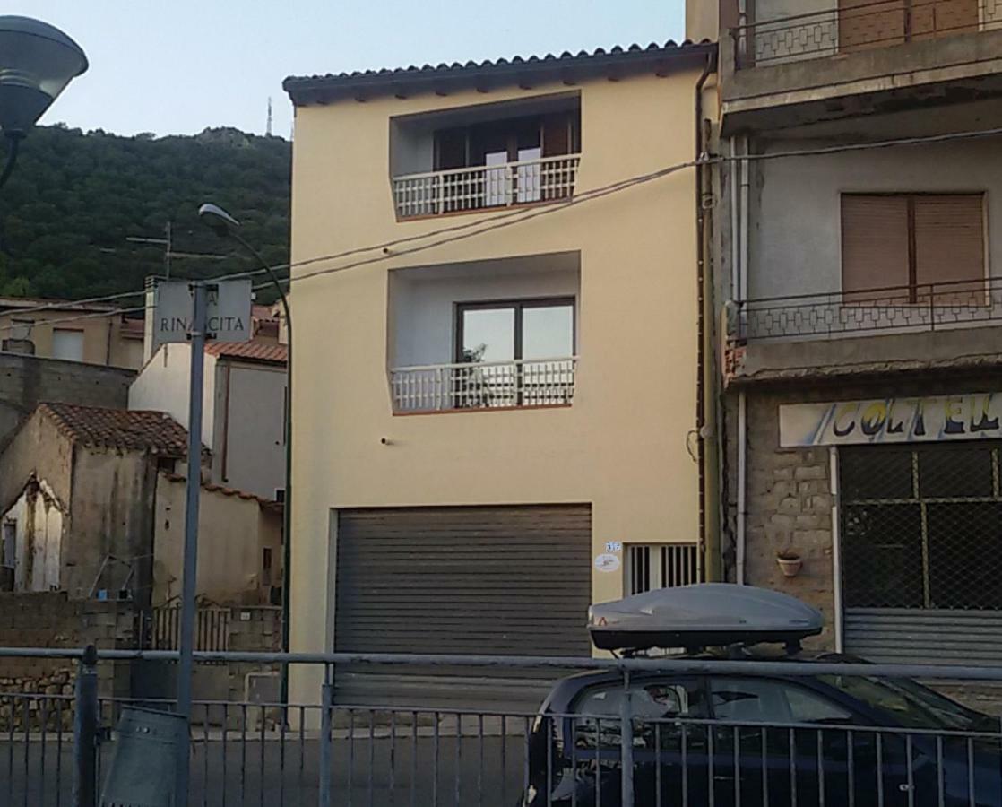 B&B S'Apposentu Arbus Exterior foto