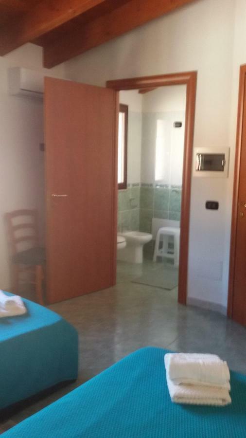 B&B S'Apposentu Arbus Exterior foto