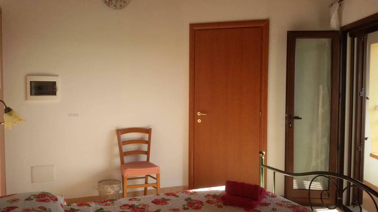 B&B S'Apposentu Arbus Exterior foto