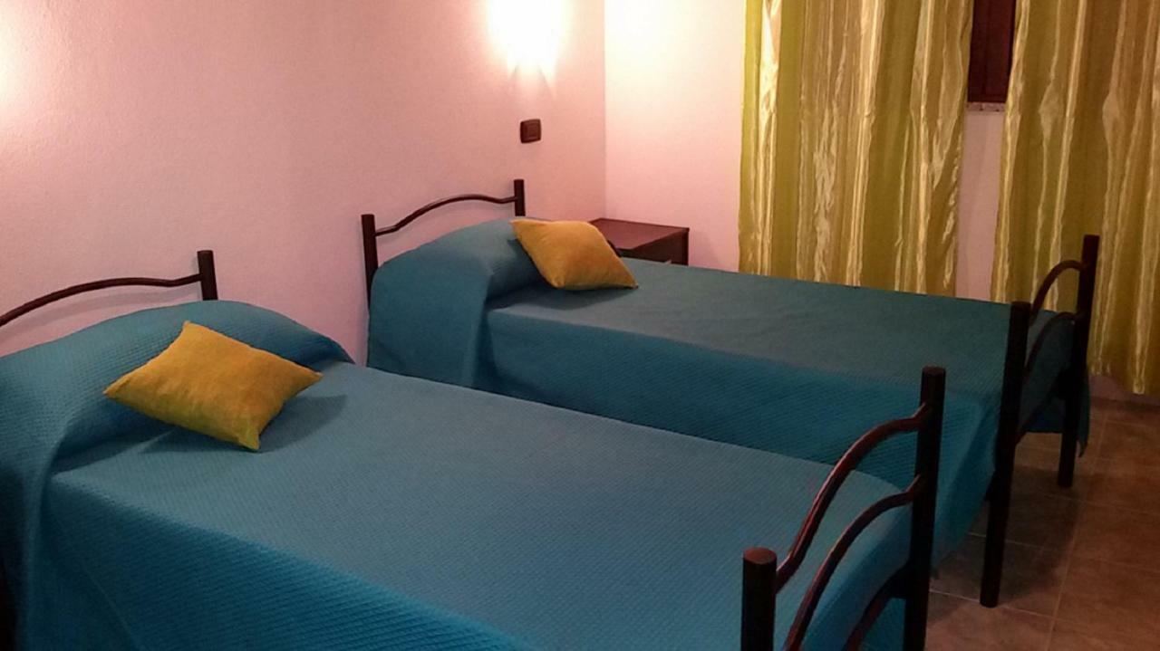 B&B S'Apposentu Arbus Exterior foto